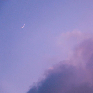 日本人玩胸吃乳30分钟
