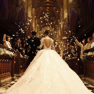 日本人玩胸吃乳30分钟
